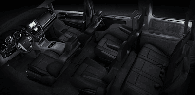 2012 Chrysler Town & Country interior