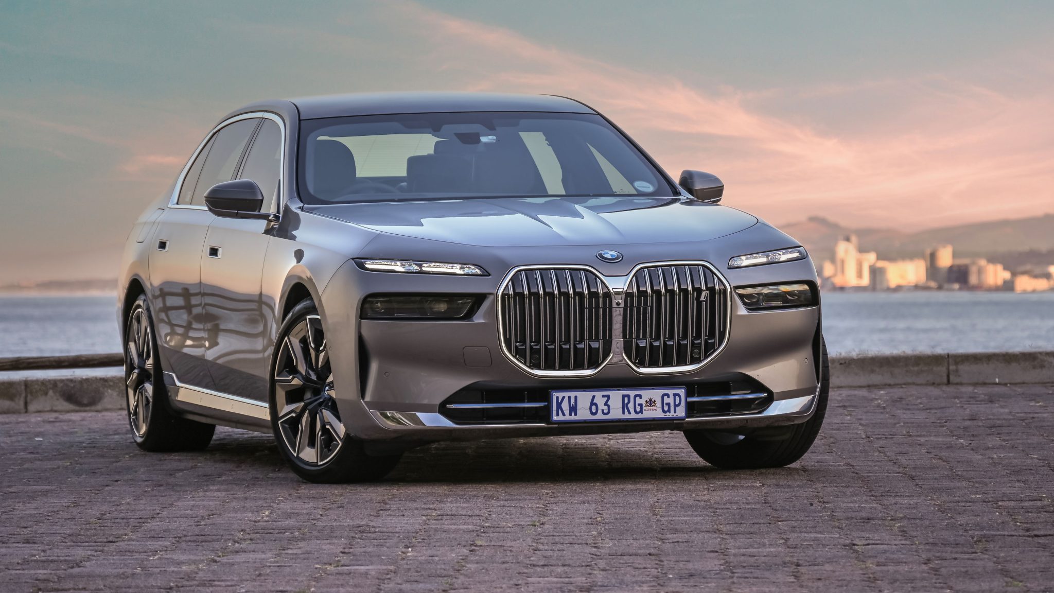 2022 BMW i4 Revealed With 523 Horsepower And 300 Miles Of Range