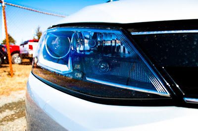 2013 Volkswagen Jetta Turbo Hybrid Highline headlight