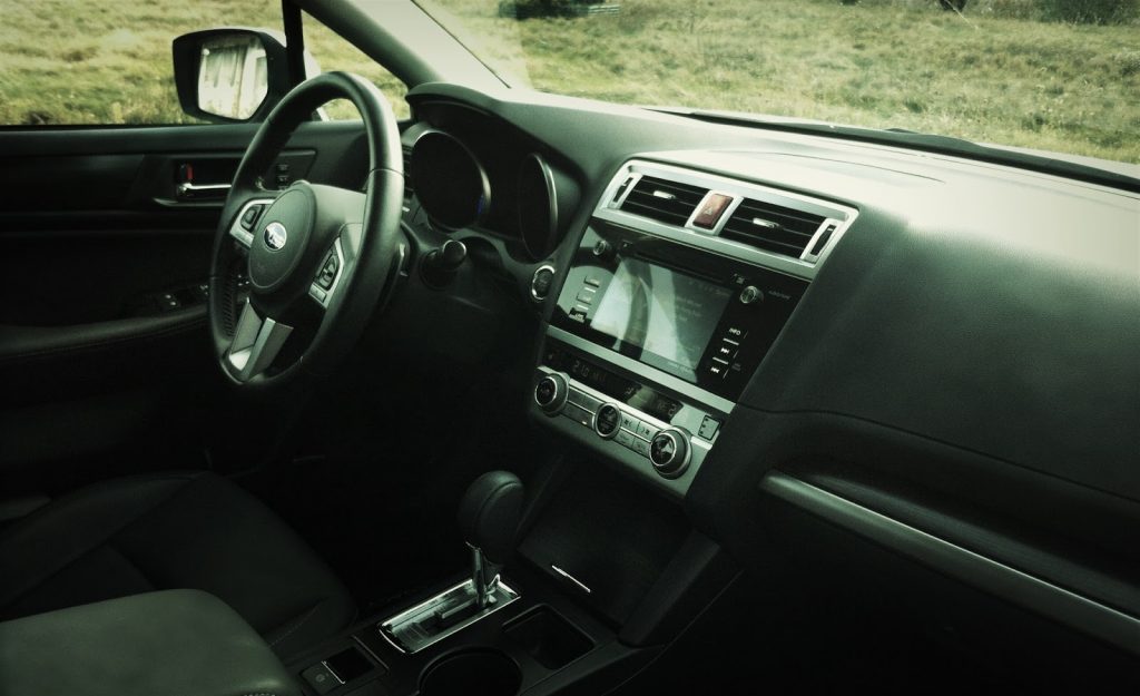 2015 Subaru Legacy 3.6R Limited Tech package