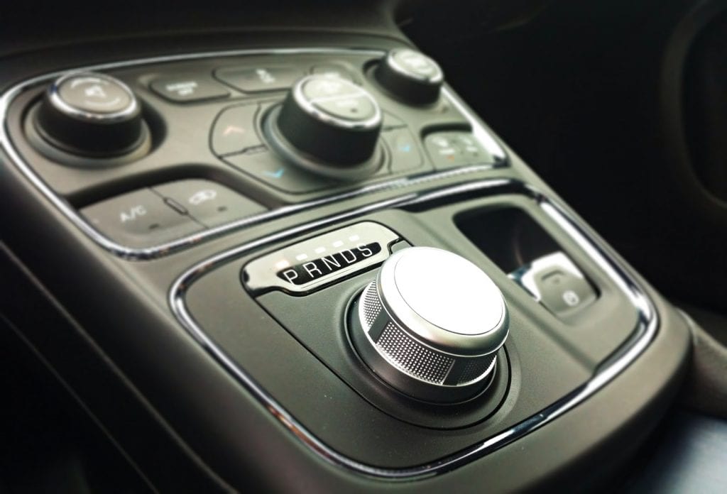 2015 Chrysler 200S rotary dial shifter