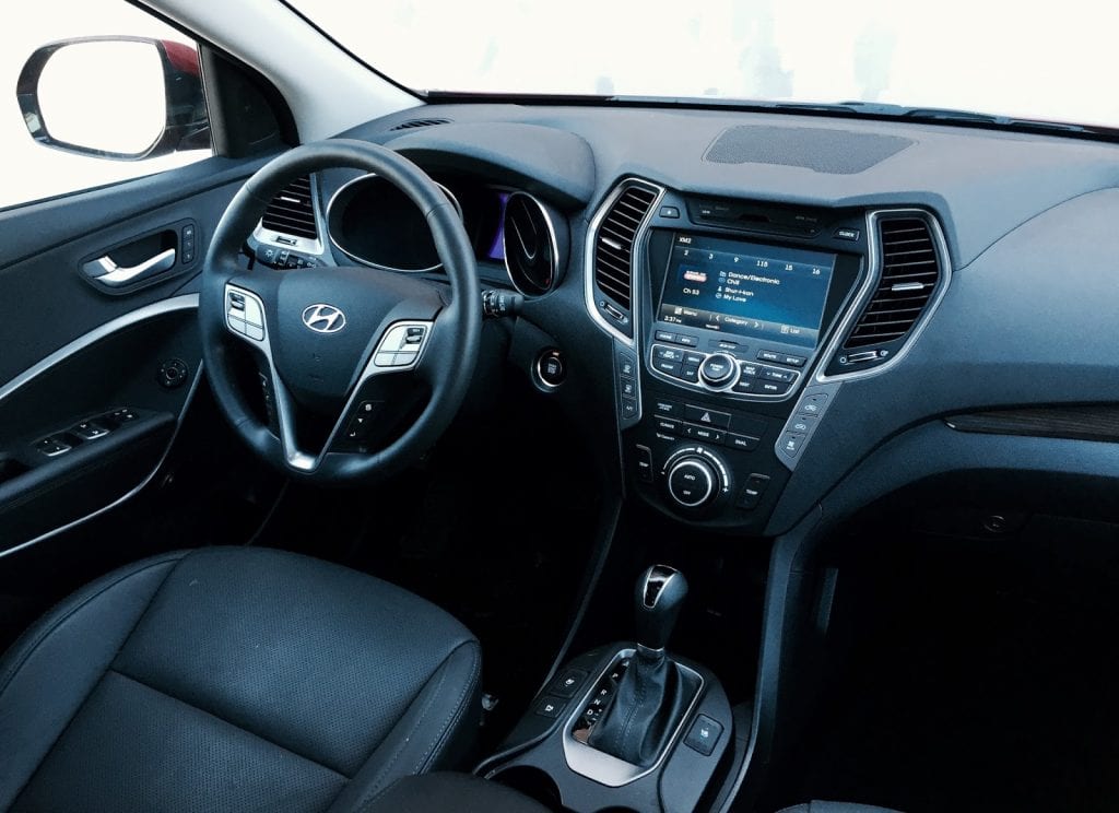 2015 Hyundai Santa Fe XL Limited interior