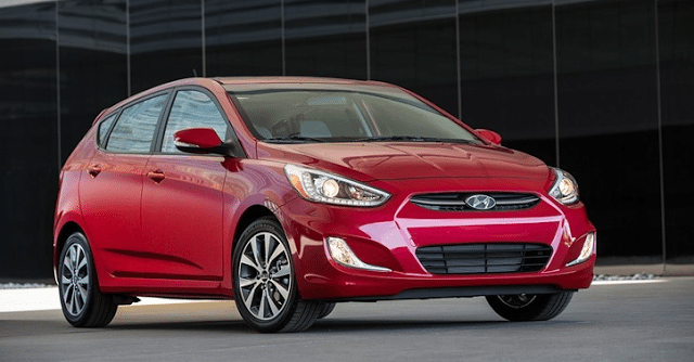 2015 Hyundai Accent red