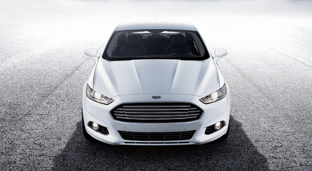 2013 Ford Fusion white