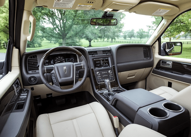 2015 Lincoln Navigator interior cream