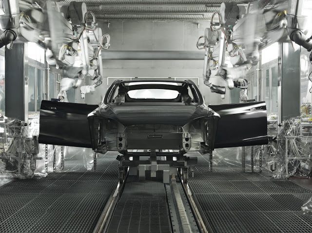 Tesla factory Model S production