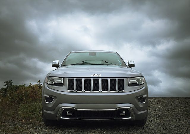 2015 Jeep Grand Cherokee EcoDiesel Overland front