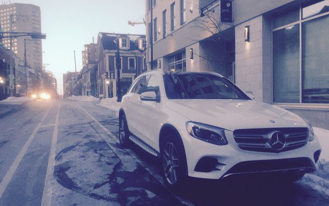 2016 Mercedes-Benz GLC300 4Matic front