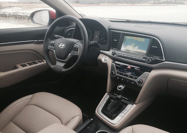 2017 Hyundai Elantra Limited interior