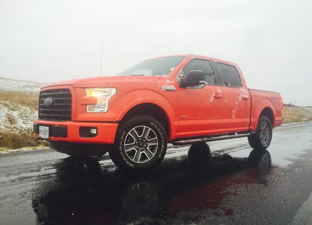 2016 Ford F-150 SuperCrew 4x4 XLT Sport red