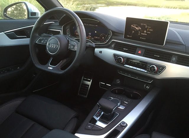 2017 Audi A4 Technik interior