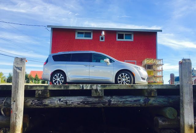 2017 Chrysler Pacifica Limited Billet Silver