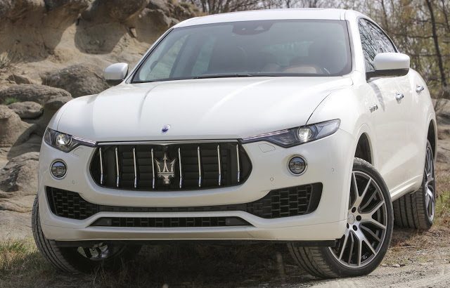 2017 Maserati Levante white offroad
