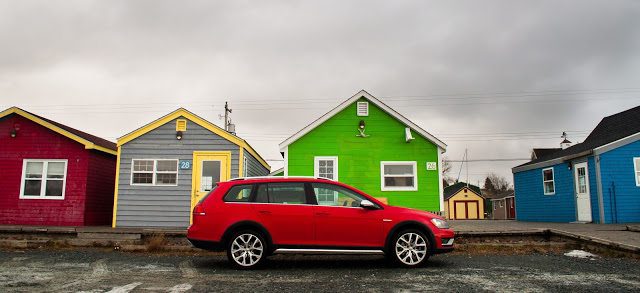 2017 Volkswagen Golf Alltrack red