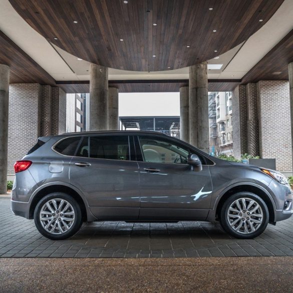 2019 Buick Envision - Image: Buick
