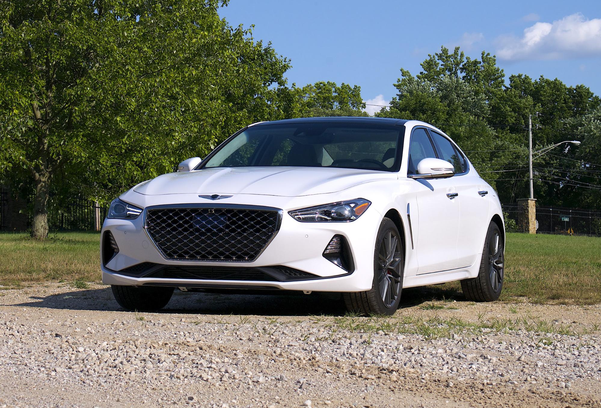 2020 Genesis G70 front three quarter