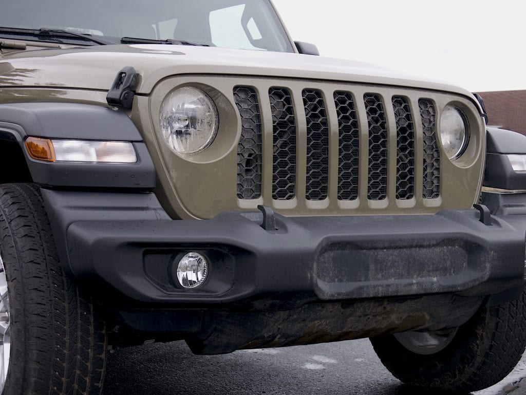 2020 Jeep Gladiator grille