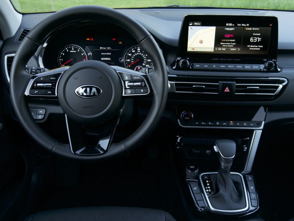 2021 Kia Seltos dashboard