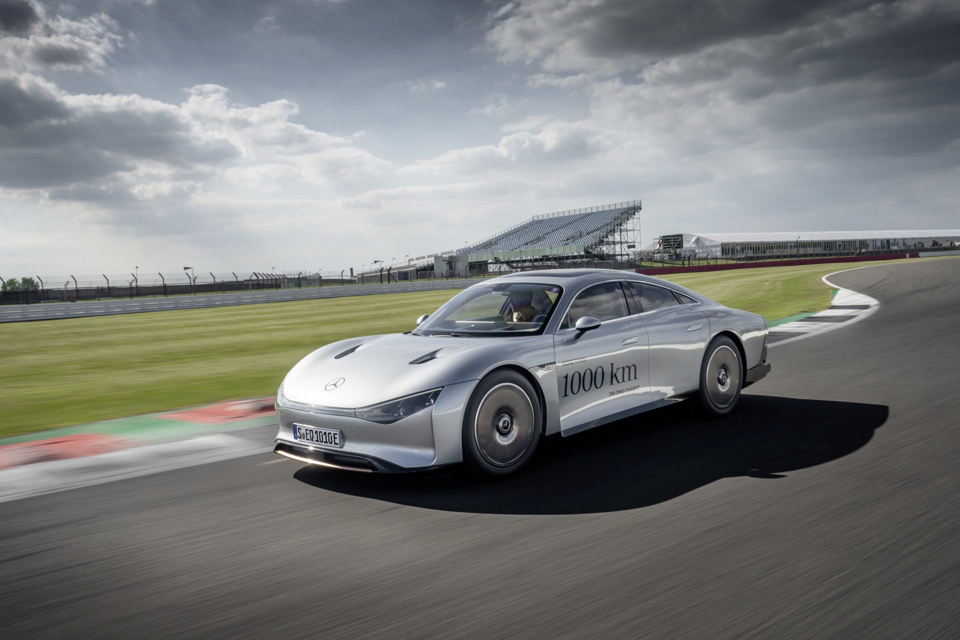 Mercedes-Benz VISION EQXX on track