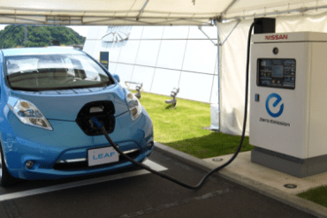 Nissan-Leaf-EV-Charging