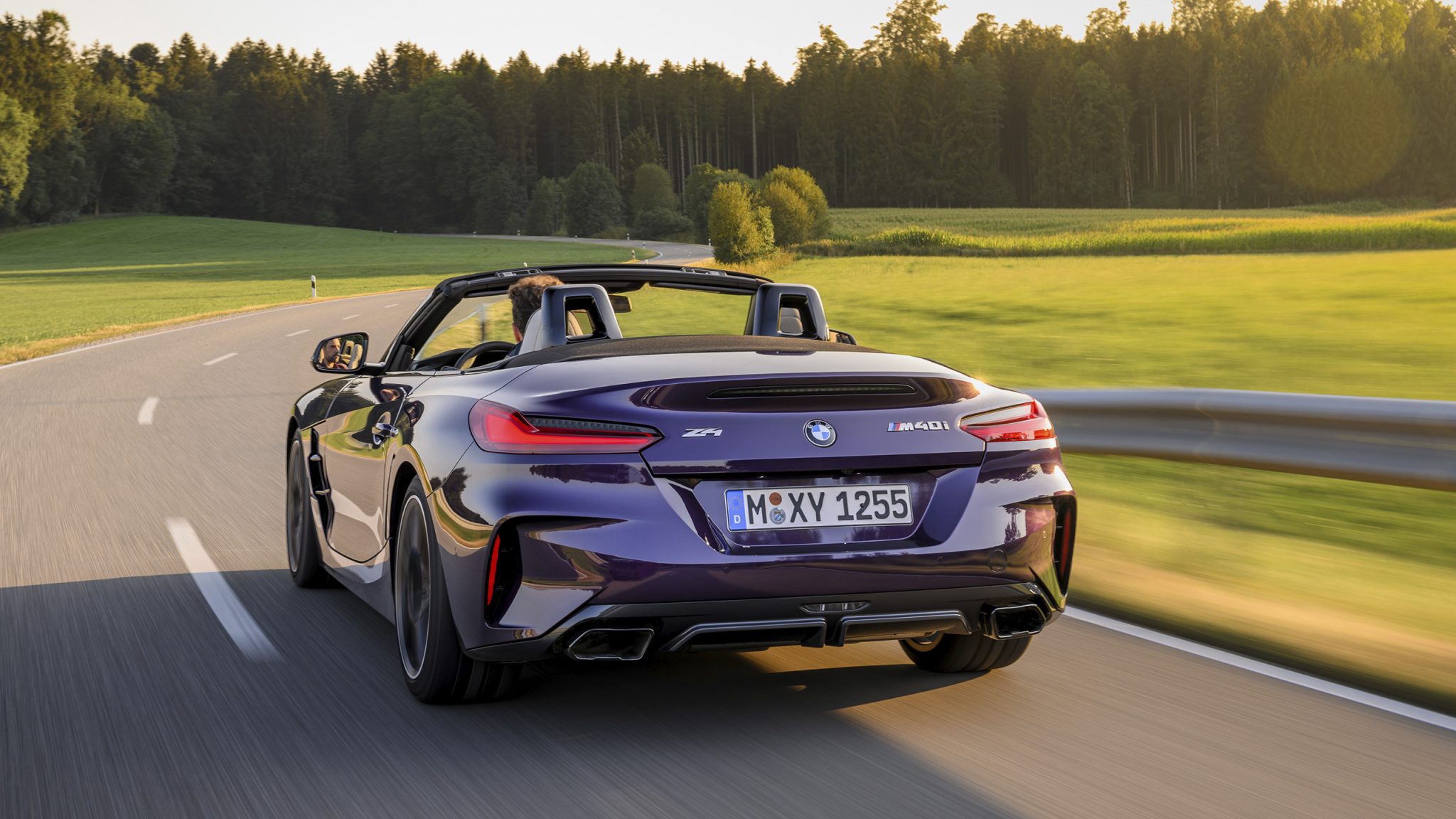 Rear-view of a 2023 purple BMW Z4