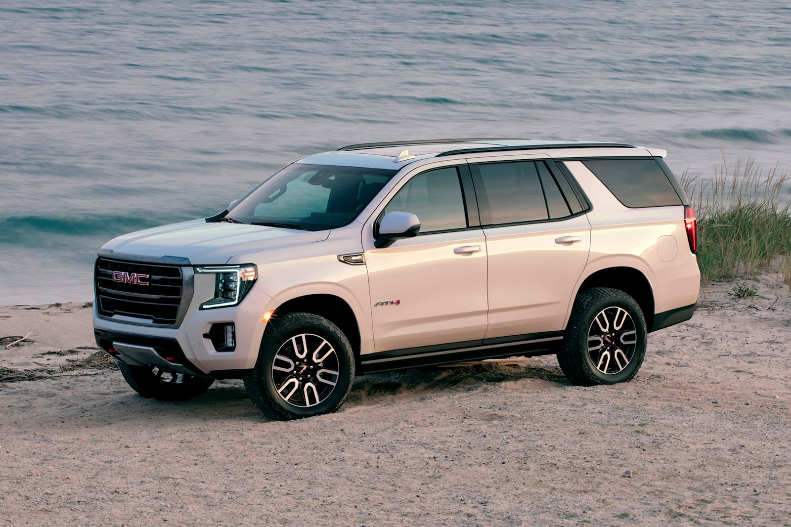 front angled view of a white 2023 GMC Yukon